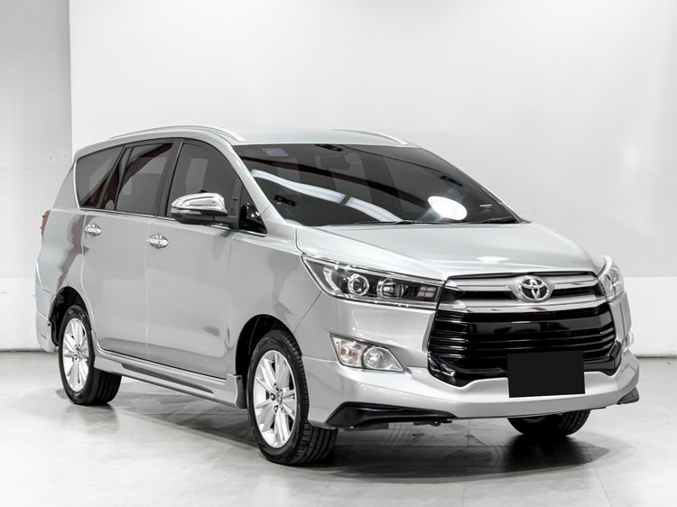 Toyota Innova 2019 2.8 Crysta V Utility-car ดีเซล เกียร์อัตโนมัติ บรอนซ์เงิน รูปที่ 3