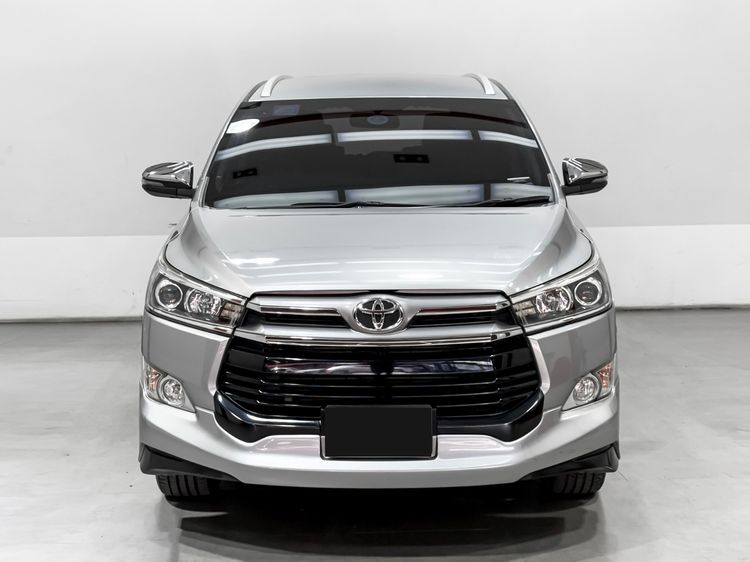 Toyota Innova 2019 2.8 Crysta V Utility-car ดีเซล เกียร์อัตโนมัติ บรอนซ์เงิน รูปที่ 2