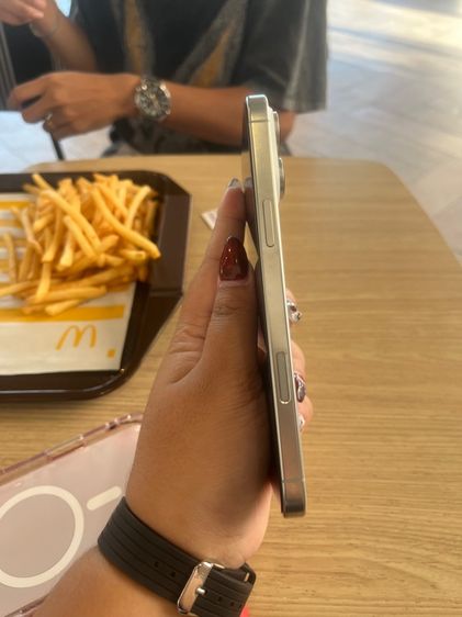 iPhone 16 Pro Max รูปที่ 5
