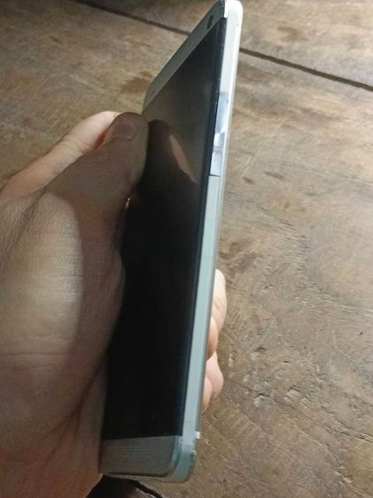 ็HTC one M7 รูปที่ 4