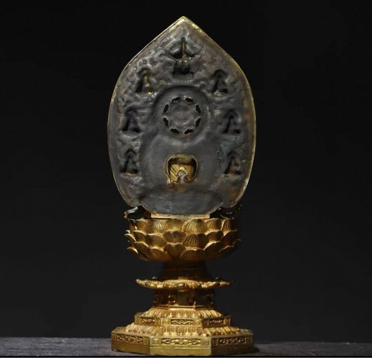 ✨รูปปั้นพระอวโลกิเตศวรโพธิสัตว์  หรือที่รู้จักกันในชื่อเจ้าแม่กวนอิม รูปที่ 3