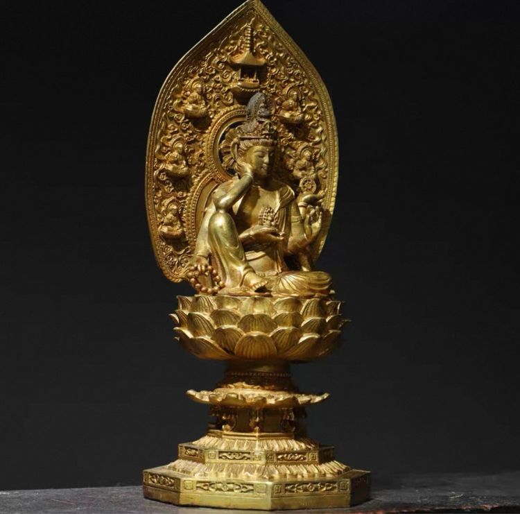 ✨รูปปั้นพระอวโลกิเตศวรโพธิสัตว์  หรือที่รู้จักกันในชื่อเจ้าแม่กวนอิม รูปที่ 2