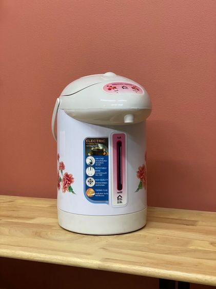 กระติกน้ำร้อน