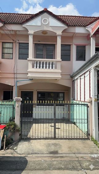 ให้เช่า ทาวน์เฮาส์ทำเลดี ร่มเกล้า 16 พื้นที่กว้าง 3 นอน 2 น้ำ สภาพพร้อมอยู่
