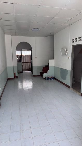 อื่นๆ สร้างเสร็จก่อน 2010 ไม่มี ไม่ใช่ ให้เช่า ทาวน์เฮาส์ทำเลดี ร่มเกล้า 16 พื้นที่กว้าง 3 นอน 2 น้ำ สภาพพร้อมอยู่
 รูปที่ 4