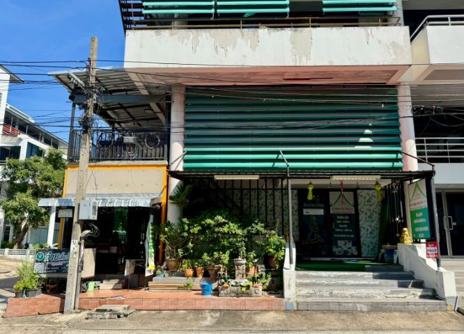 ขาย โฮมออฟฟิต 4 ชั้น โครงการประณตน้อม โดย แสนสิริ ในซอยอ่อนนุช 62 ถ.สุขุมวิท 77 ใกล้แยกศรีนครินทร์-สอบถามเพิ่มเติมติดต่อ : บอม 0859032054
 รูปที่ 4