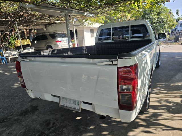 Isuzu D-MAX 2012 2.5 EX Pickup ดีเซล เกียร์ธรรมดา ขาว รูปที่ 2