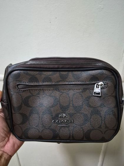 กระเป๋าคาดอก COACH 