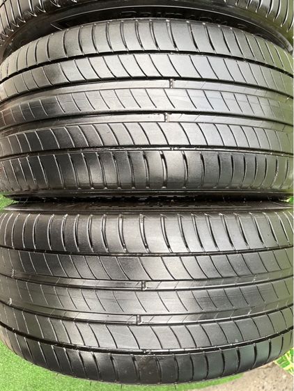 ยาง Michelin Primacy3 st  คู่หน้า 245 45 18 คู่หลัง 275 40 18  ปี 25 ชุดละ 9500 บาทคะ   ไร้ตำหนิ ไม้ปะ รูปที่ 3