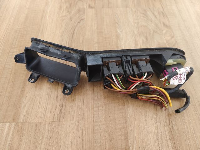 สวิคคอนโซลกลางต่างๆสำหรับ รถ Audi A80 อะไหล่นอก แยกขายทุกตัว และ สวิคกระจกไฟฟ้าพร้อมกรอบมือจับประตู A80 ปี91-93 รูปที่ 10