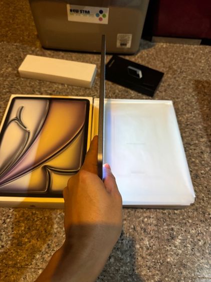 ขายiPadAir13 M2 สีSpace Gray 128กิ๊กมีกล่องอีมี่ตรงไร้รอยตกบุบใดๆสูนTrueสภาพสวยๆๆใช้งานดีถูกมากก รูปที่ 5