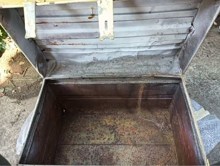 หีบเหล็ก หีบสมบัติ เก่าโบราณสะสม รูปที่ 9