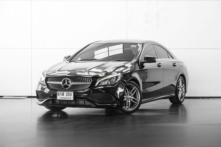 Mercedes-Benz CLA-Class 2017 CLA250 AMG Utility-car เบนซิน ไม่ติดแก๊ส เกียร์อัตโนมัติ ขาว รูปที่ 2