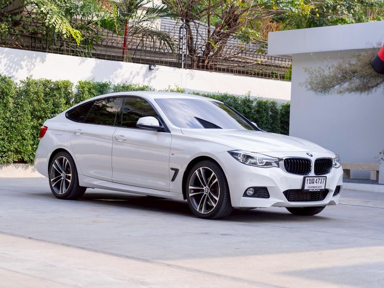 รถ BMW Series 3 320d สี ขาว