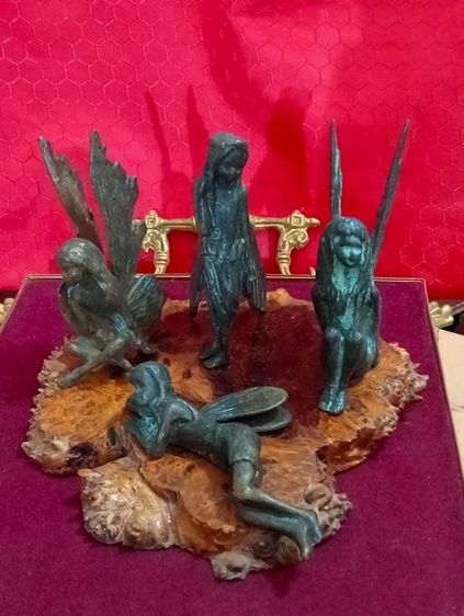 ฝรั่งเศส..ชุดนางฟ้า 4 ชิ้นเนื้อทองเหลืองสำริดเก่าโบราณสภาพเยี่ยม