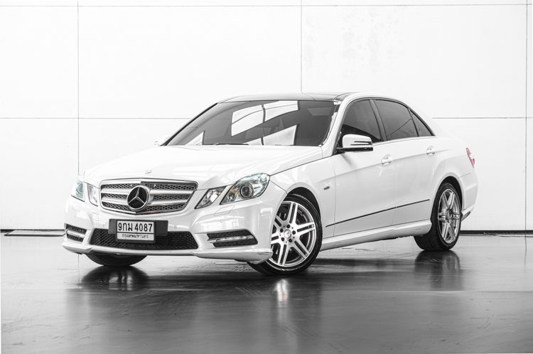 Mercedes-Benz E-Class 2012 E200 Sedan เบนซิน ไม่ติดแก๊ส เกียร์อัตโนมัติ ขาว รูปที่ 2