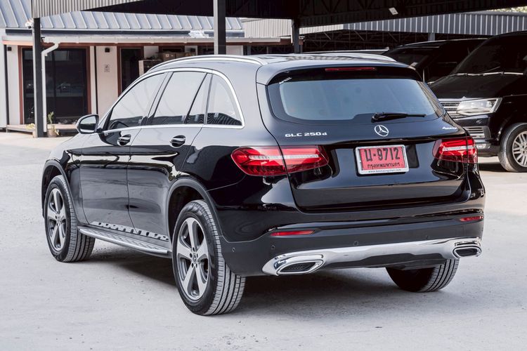 Mercedes-Benz GLC-Class 2017 GLC250d Utility-car ดีเซล ไม่ติดแก๊ส เกียร์อัตโนมัติ ดำ รูปที่ 4
