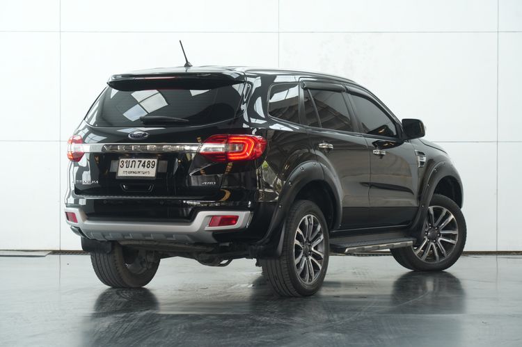 Ford Everest 2022 2.0 Titanium Plus 4WD Utility-car ดีเซล ไม่ติดแก๊ส เกียร์อัตโนมัติ ดำ รูปที่ 4