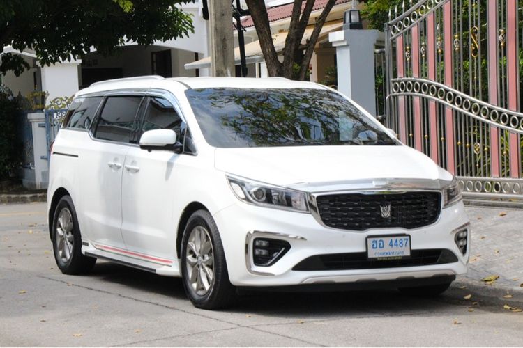 Kia Grand Carnival 2018 2.2 EX Utility-car ดีเซล เกียร์อัตโนมัติ ขาว