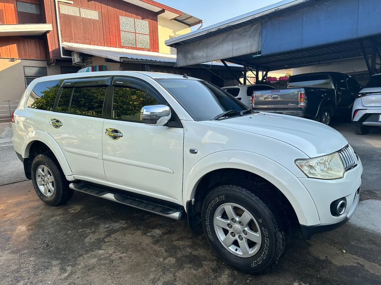 Mitsubishi Pajero Sport 2012 2.4 GLS Utility-car เบนซิน LPG เกียร์ธรรมดา ขาว รูปที่ 4