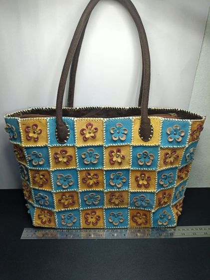 กระเป๋า โท้ทหนังกลับงาน Hand-stitched ดีไซน์ดอกไม้ 3D