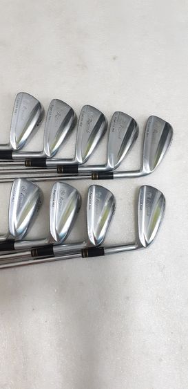 golf iron set - bridgestone รูปที่ 3