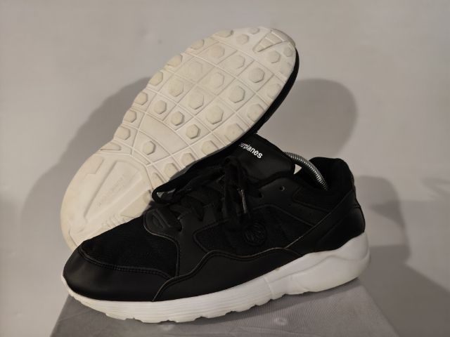 ดำ รองเท้าผ้าใบ Paperplanes Sneakers EU 44 (28.5 CM) Black – Quick Sale