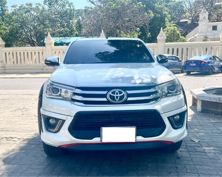 Toyota Hilux Revo 2017 2.4 G Prerunner Pickup ดีเซล เกียร์อัตโนมัติ ขาว รูปที่ 3