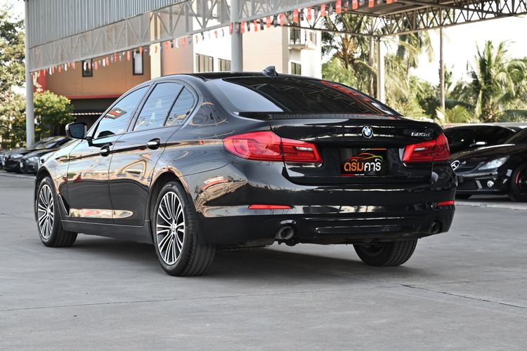 BMW Series 5 2018 520d Sedan ดีเซล ไม่ติดแก๊ส เกียร์อัตโนมัติ ดำ รูปที่ 3