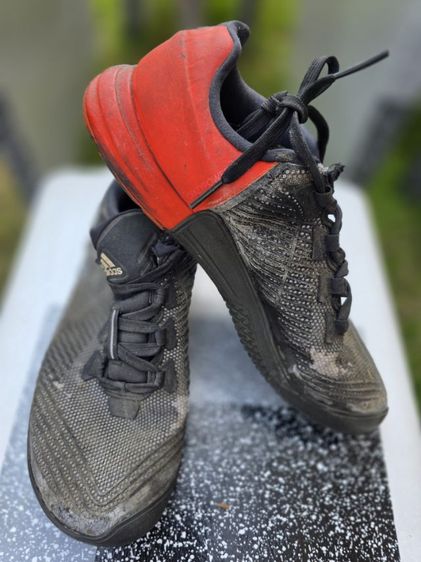 รองเท้ากีฬา adidas ผู้ชายเบอร์ 44 รูปที่ 3