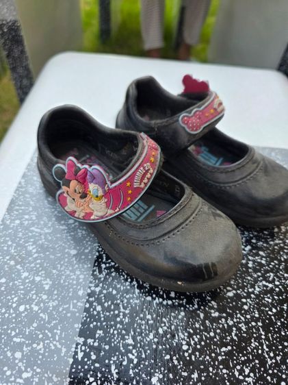 รองเท้านักเรียนเด็กหญิงระดับอนุบาล