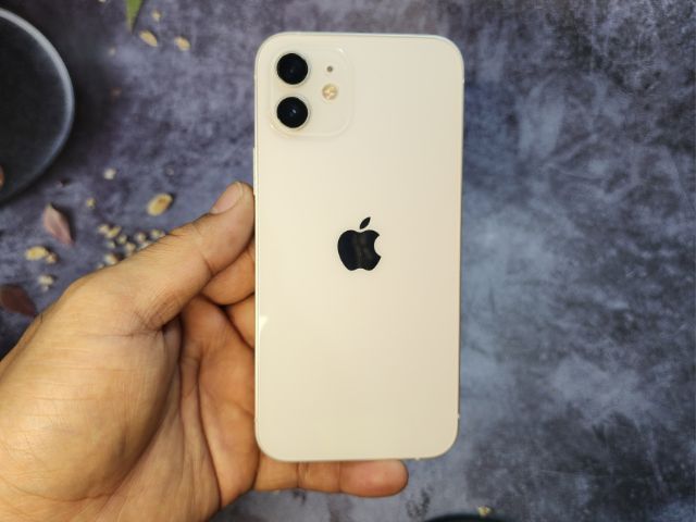 iPhone 12  64gb. สแกนหน้าไม่ได้