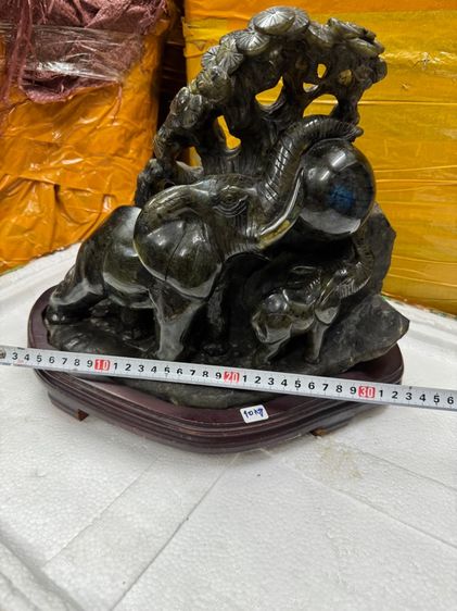 ลาบราโดไลท์แกะสลักช้าง รูปที่ 2