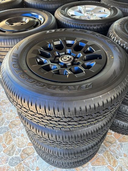 ล้อ Toyota travo prerunner bridgestone dueler at 693 enliten 265-65-17 y4625 (ป้ายแดง)
