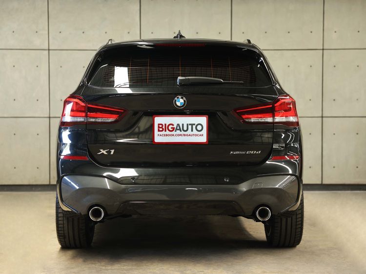 BMW X1 2021 2.0 sDrive20d M Sport Utility-car ดีเซล ไม่ติดแก๊ส เกียร์อัตโนมัติ ดำ รูปที่ 4