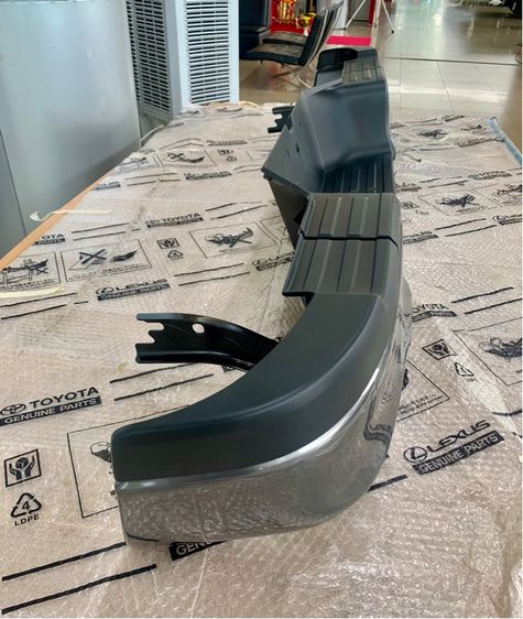 กันชนท้ายกระบะโตโยต้า ของแท้จากโรงงาน รูปที่ 3