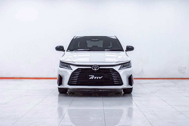 Toyota Yaris ATIV 2022 1.2 Premium Luxury Sedan เบนซิน ไม่ติดแก๊ส เกียร์อัตโนมัติ ขาว รูปที่ 4