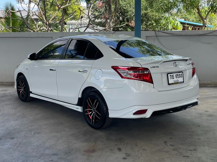 Toyota Vios 2014 1.5 Trd Sportivo Sedan เบนซิน ไม่ติดแก๊ส เกียร์อัตโนมัติ ขาว รูปที่ 4
