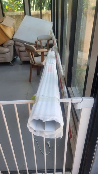 ตู้และไม้กั้นทางเข้าหมู่บ้าน รูปที่ 10