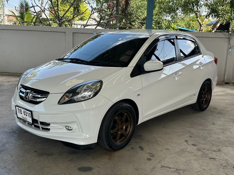 รถ Honda Brio 1.2 Amaze S สี ขาว