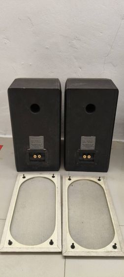 เหมา รวม10ตัว 35,000บาท
YAMAHA POWERED MONITOR SPEAKER MODEL MSPS 5 STUDIO 4ตัว
dynaudioacoustics 4 ตัว
audio consultants รูปที่ 3