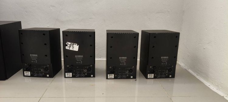 เหมา รวม10ตัว 35,000บาท
YAMAHA POWERED MONITOR SPEAKER MODEL MSPS 5 STUDIO 4ตัว
dynaudioacoustics 4 ตัว
audio consultants รูปที่ 2