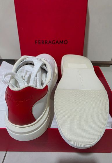 ขายรองเท้า Ferragamo ของแท้ มือ 1 หนังลูกวัว ใหม่เอี่ยม สวยมาก รูปที่ 2