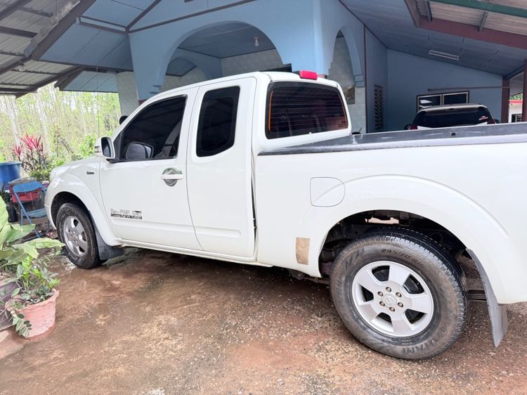 Nissan Navara 2012 2.5 E ดีเซล ไม่ติดแก๊ส เกียร์ธรรมดา ขาว รูปที่ 4
