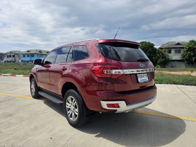 Ford Everest 2017 3.2 Titanium 4WD Utility-car ดีเซล เกียร์อัตโนมัติ แดง รูปที่ 4