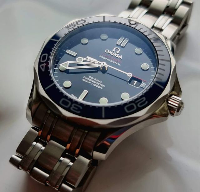 Omega Seamaster Co-Axail Diver 300 M 
 รูปที่ 9