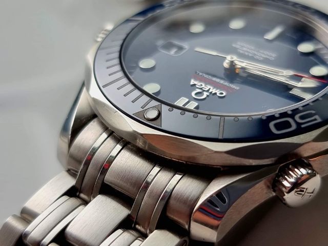 Omega Seamaster Co-Axail Diver 300 M 
 รูปที่ 8