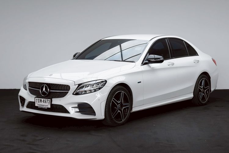 รถ Mercedes-Benz C-Class C300 สี ขาว