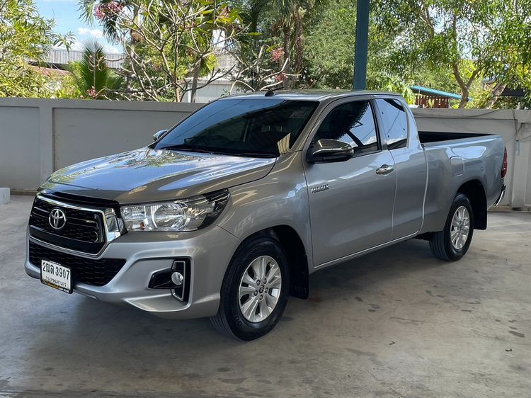 Toyota Hilux Revo รุ่น 2.4 Z Edition E สีเทา MT ปี 2019