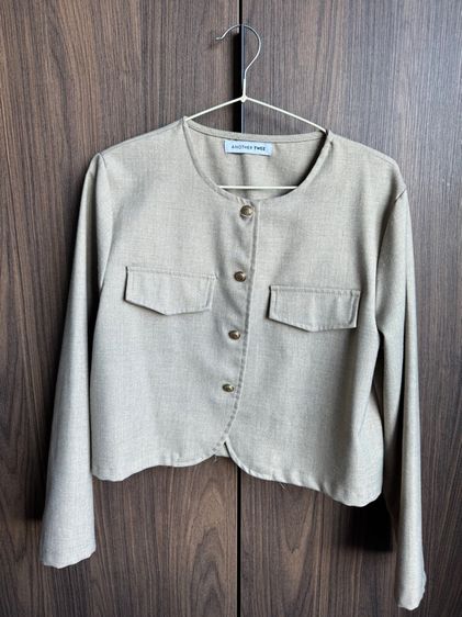 แขนยาว น้ำตาล ฟรีไซส์ เสื้อเชิ้ตและเสื้อผู้หญิง อื่นๆ เสื้อทรงครอปแบรนด์เกาหลียี่ห้อ ANOTHER TWEE